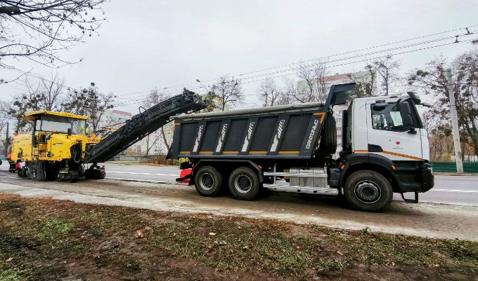 Харків відновив понад 330 тис. кв. м доріг у 2025 році